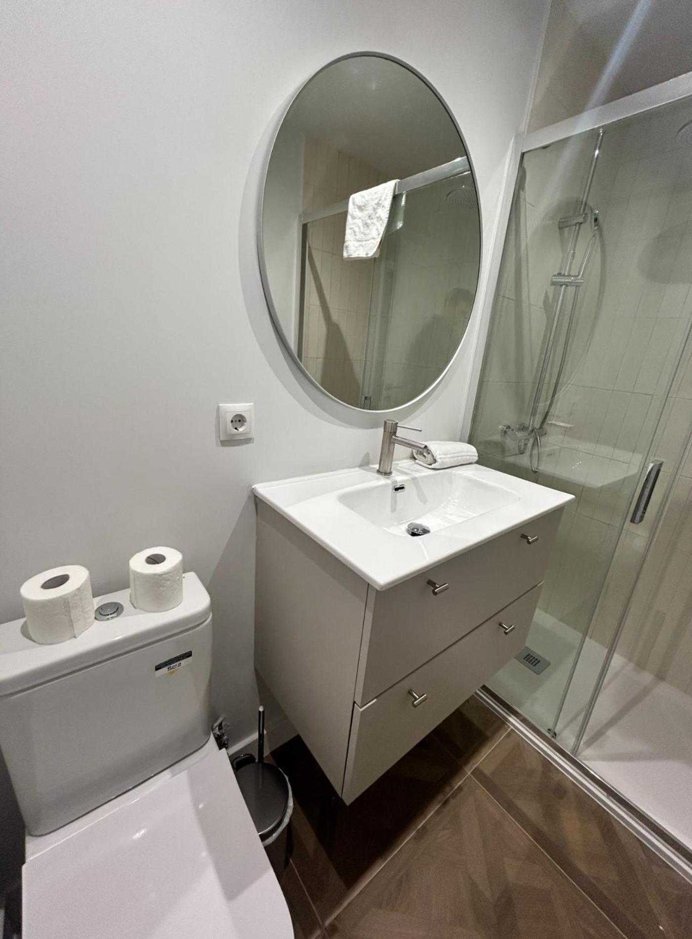 Sunny Apt 9Pax 4 Habitaciones En Minas-Malasana E3 マドリード エクステリア 写真